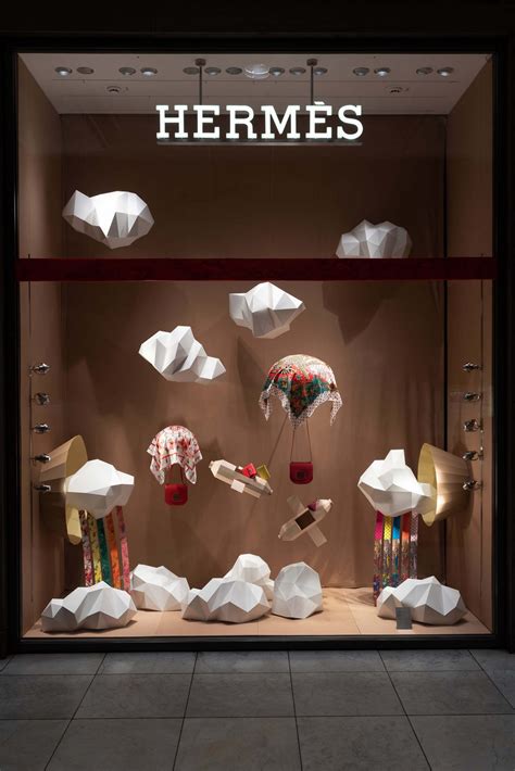 new hermes window display